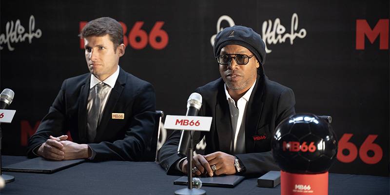 Tầm quan trọng chiến lược của hợp tác cùng Ronaldinho